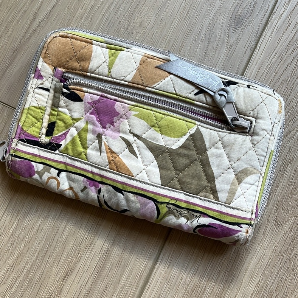 Vera Bradley Multicolor Floral Quilted Crossbody Bag & Matching Wallet Purse - Picture 4 of 9
